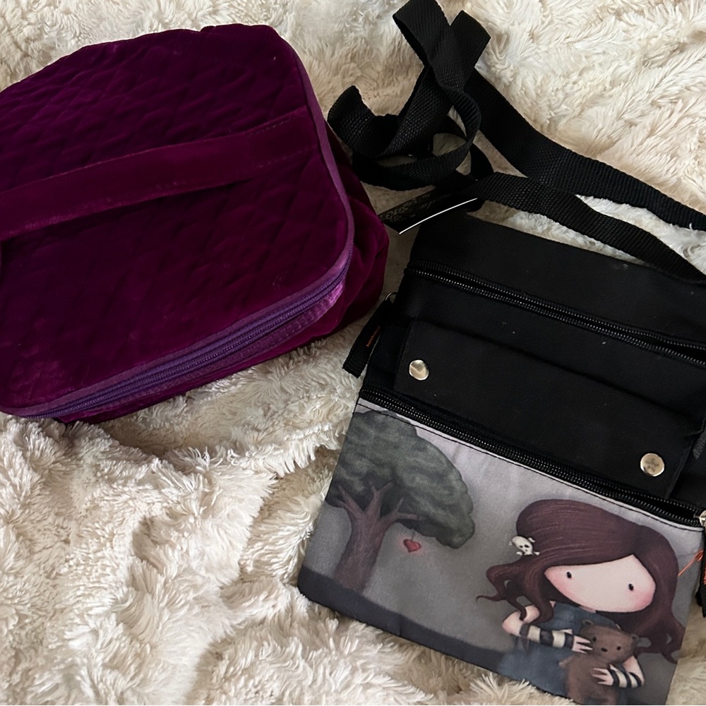 2Moda shoulder bag and bonus! Burgundy velveteen makeup bag.
